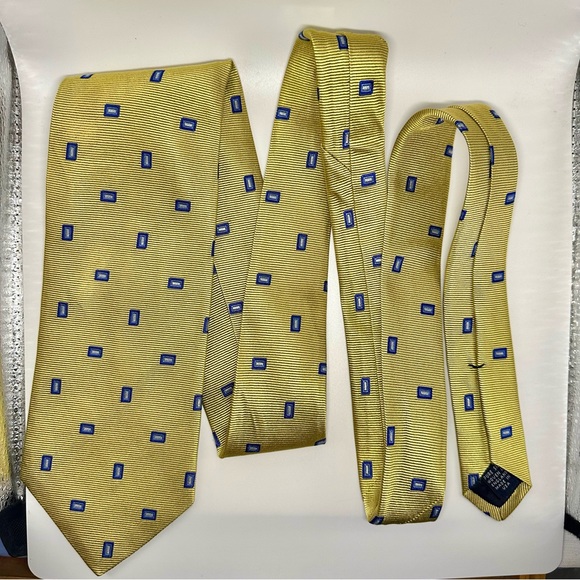 Vintage Brooks Brothers Makers Classic Silk Cravat, Tie, abstract - Picture 6 of 6